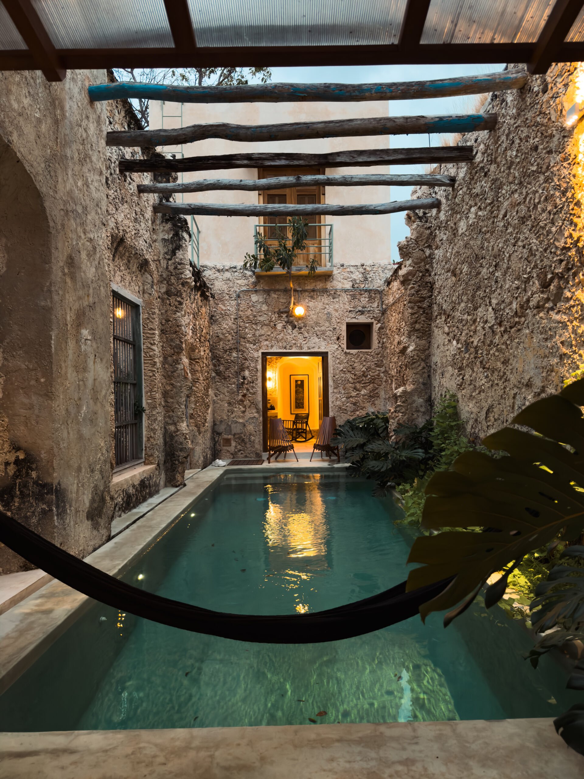 Interior de una casa colonial dentro de la ciudad amurallada — Casonas MX