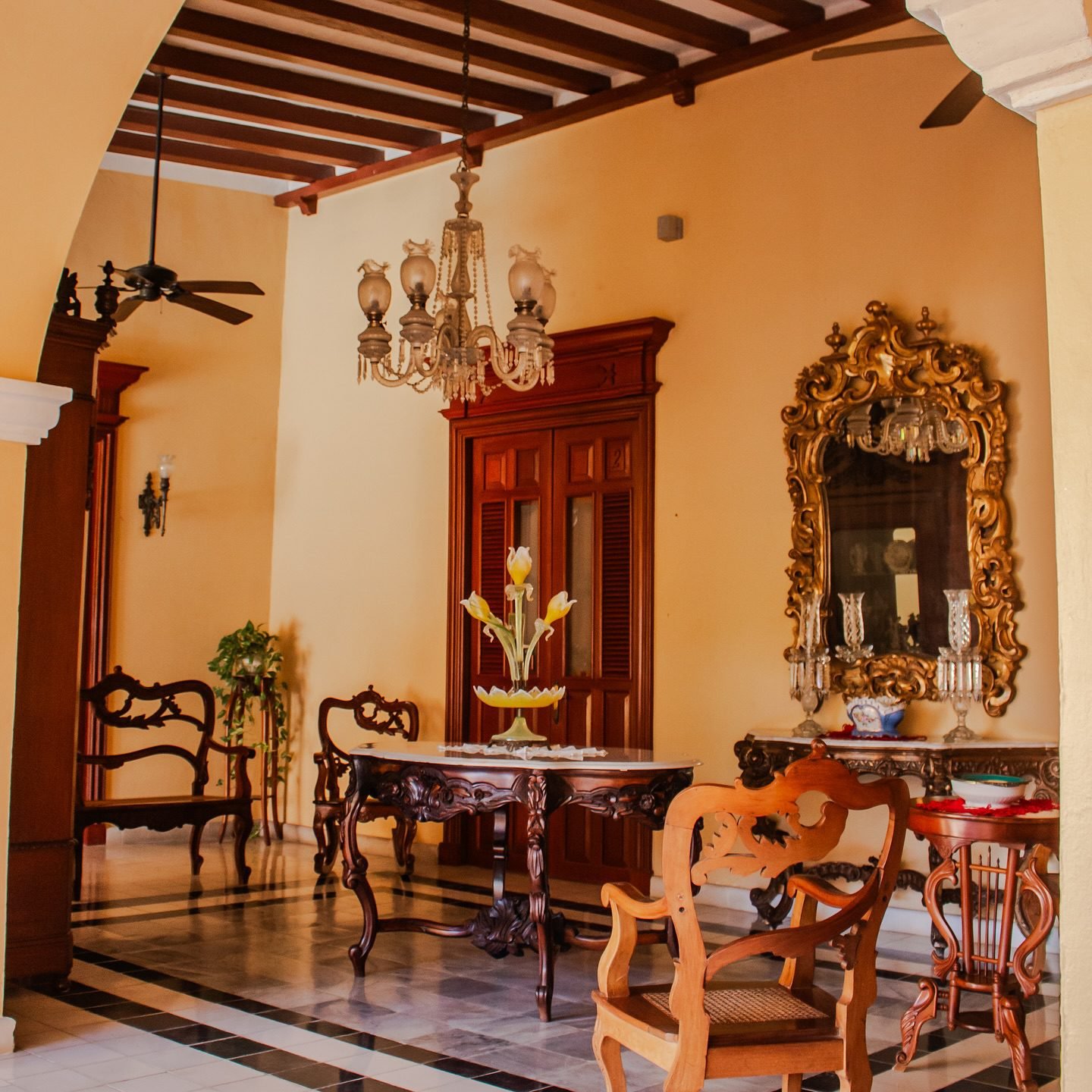 Casa Don Gustavo — Hotel Boutique colonial en el centro histórico de Campeche