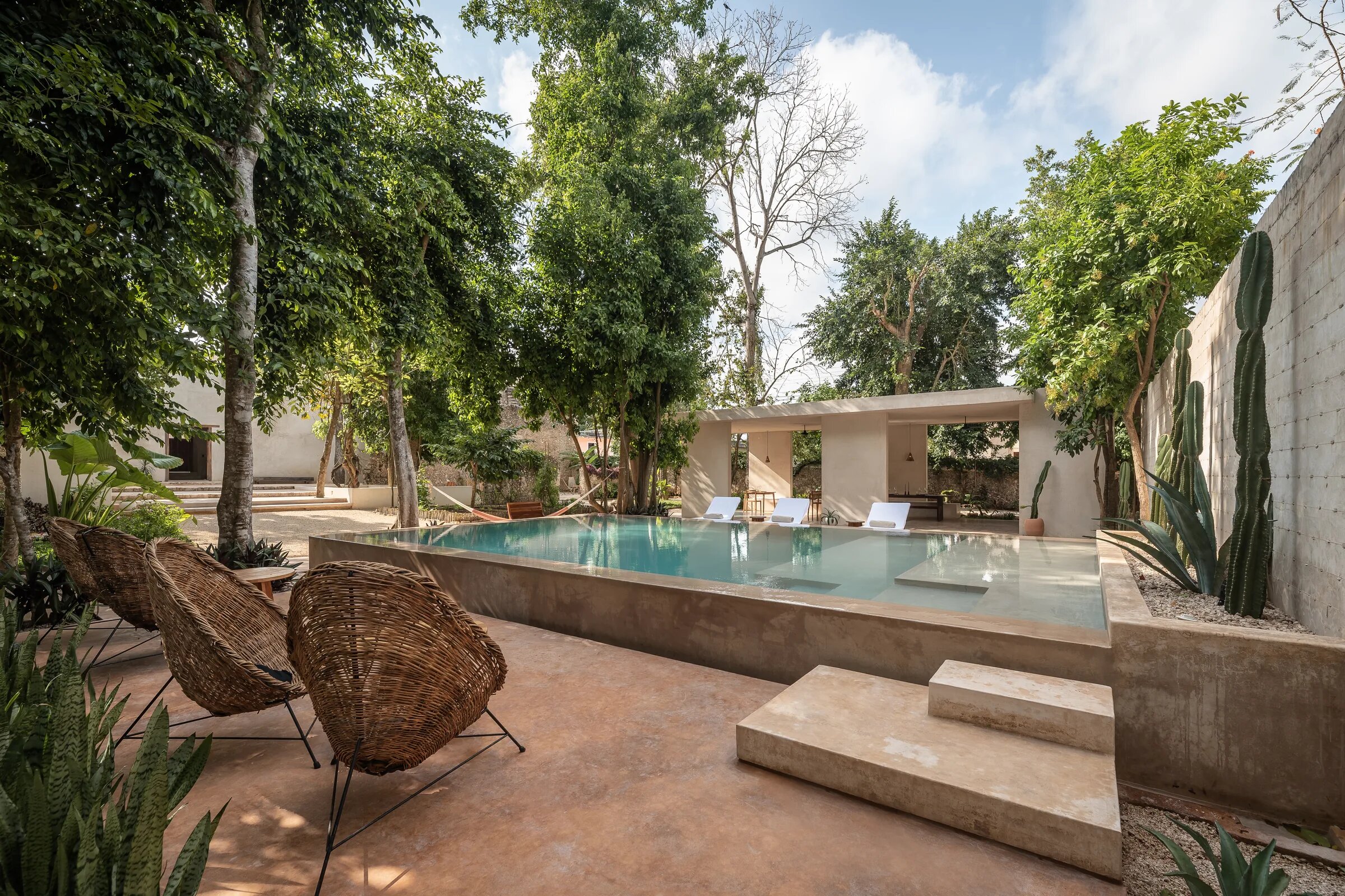 Pool between the garden and a pavilion at Casona Los Cedros, Espita