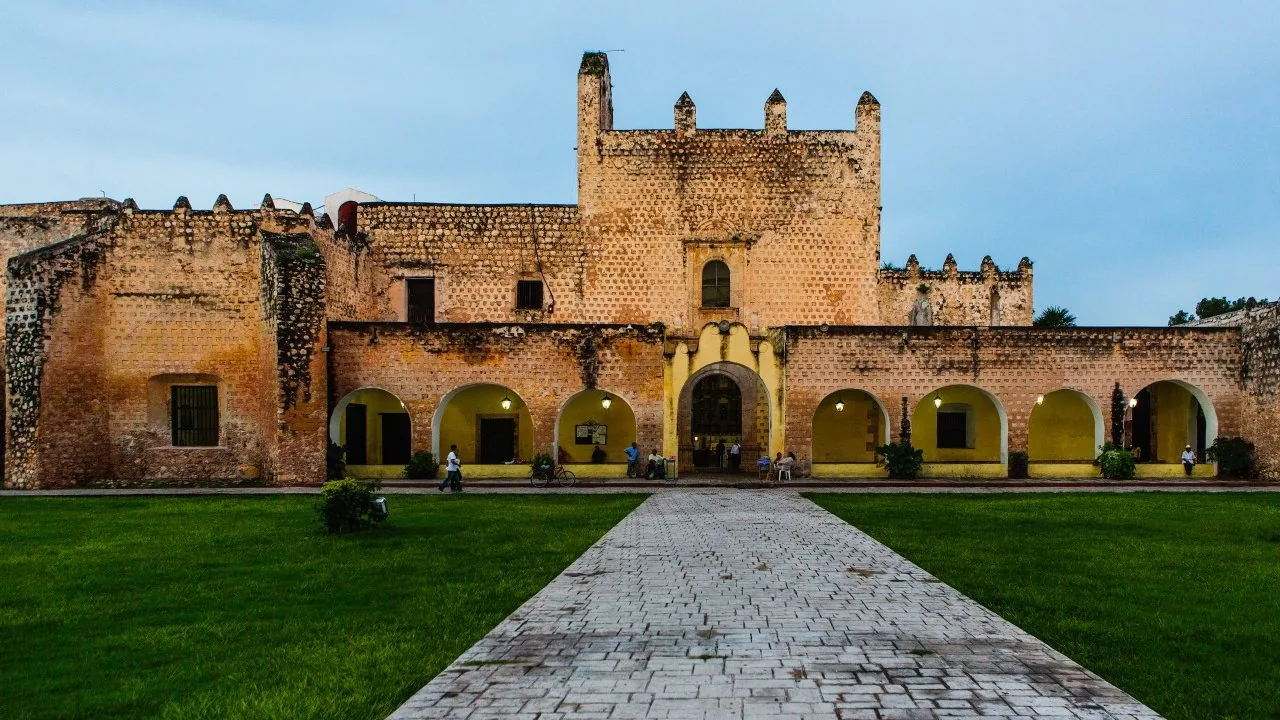 The convent of San Bernardino de Siena in Valladolid at dusk, with its paved esplanade